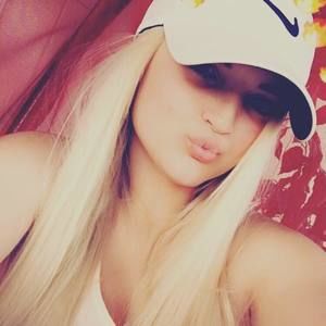 Meet your Posher, Fallon